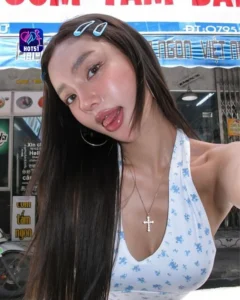 Read more about the article Hot51 Live Ứng Dụng Livestream HOT tại Việt Nam